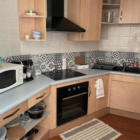 Appartement 2 Chambres Avec Parking Prive Gratuit Діжон Екстер'єр фото